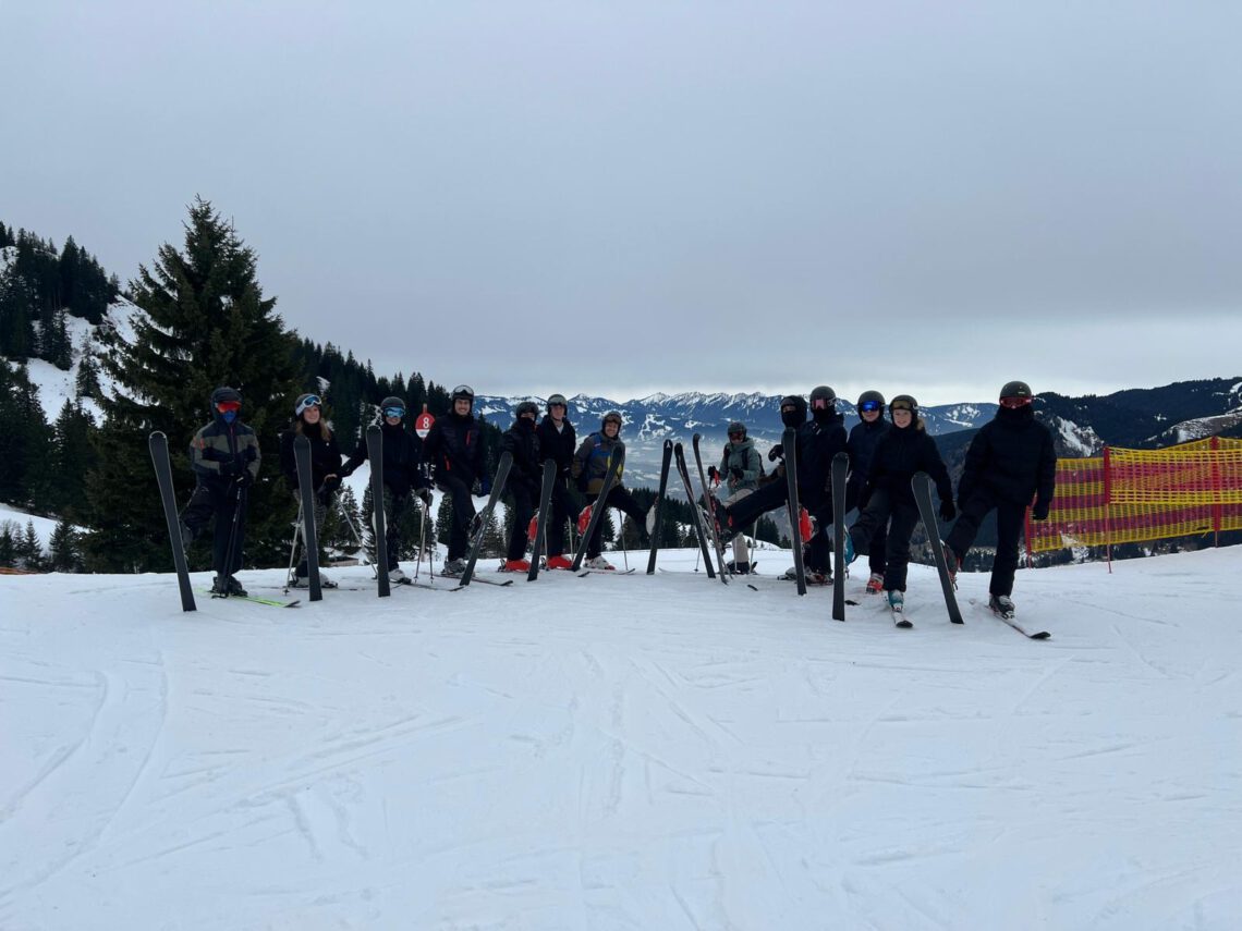 52fb0dba-a4fa-43e3-9a06-0b2197317d1a